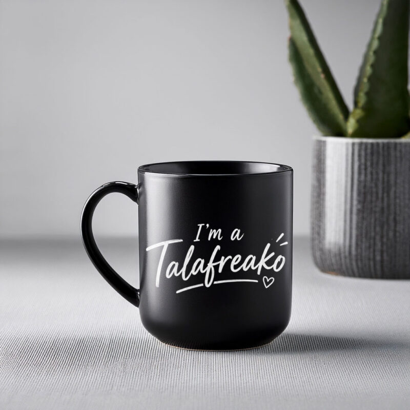 Minimalist Handdrawn Coffee Cup – I’m A Talafreako Mug